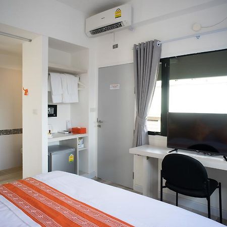 202 House Hotel Csiangmaj Kültér fotó